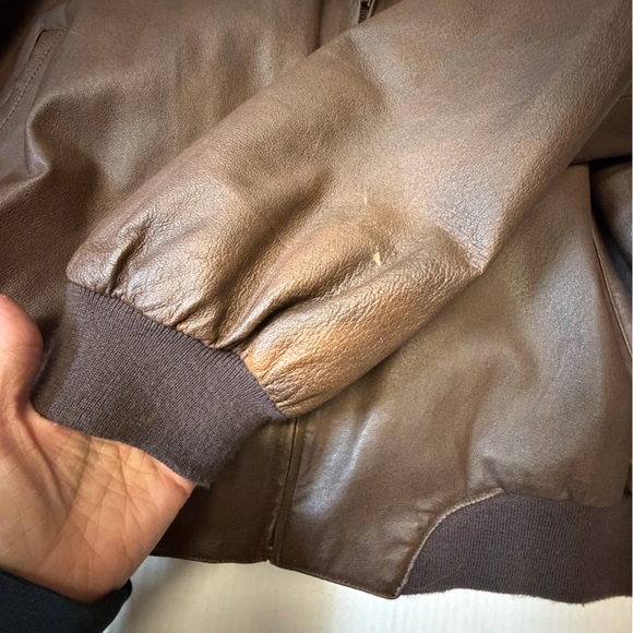 Burk’s Bay Oversized Brown Leather Bomber Jacket - Picture 11 of 17